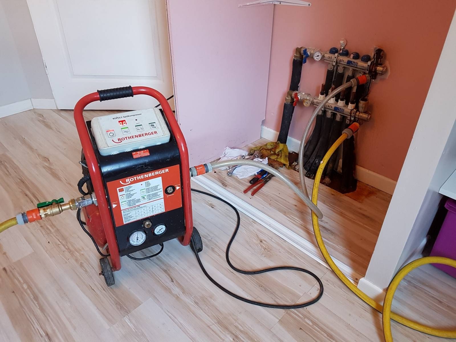 Maltepe Altıntepe Vaillant Hermetik Şofben Kombi Bakımı